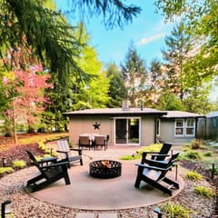 Stylish Douglas Retreat | Steps from Dunes Resort
