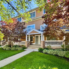 Watermark | 3BR Retreat | Balcony | Fireplace