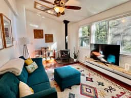Cozy Cabin in Redwoods | Hot Tub - Image 5