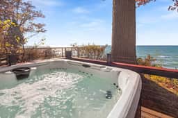 Lakefront Cottage with Hot Tub & Beach Access - Image 2