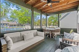 Chestnut Estate: 2 Homes · Hot Tub + Fire Pit