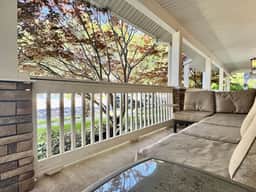 3BR Retreat w/ Balcony & Lake Access