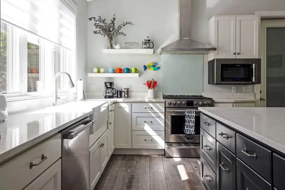 Modern Luxury Escape - Image 2