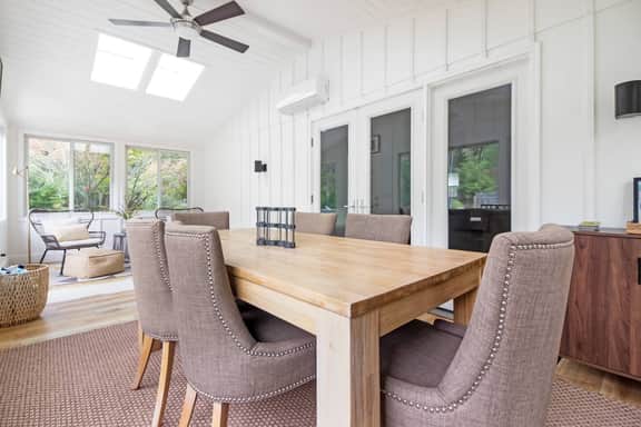 Cozy Oasis | Sunroom | Steps to the Beach - Image 5