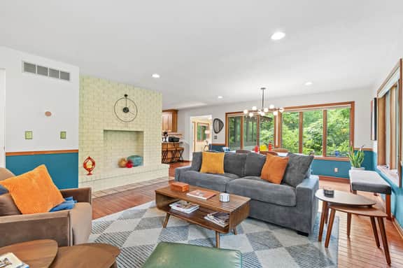 Secluded Mid-Century Haven | Hot Tub & Fire Pit